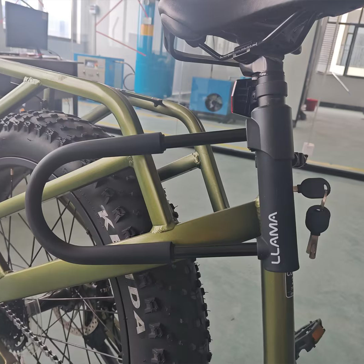 LLAMA EBIKE Heavy-Duty Portable Bike Lock Set