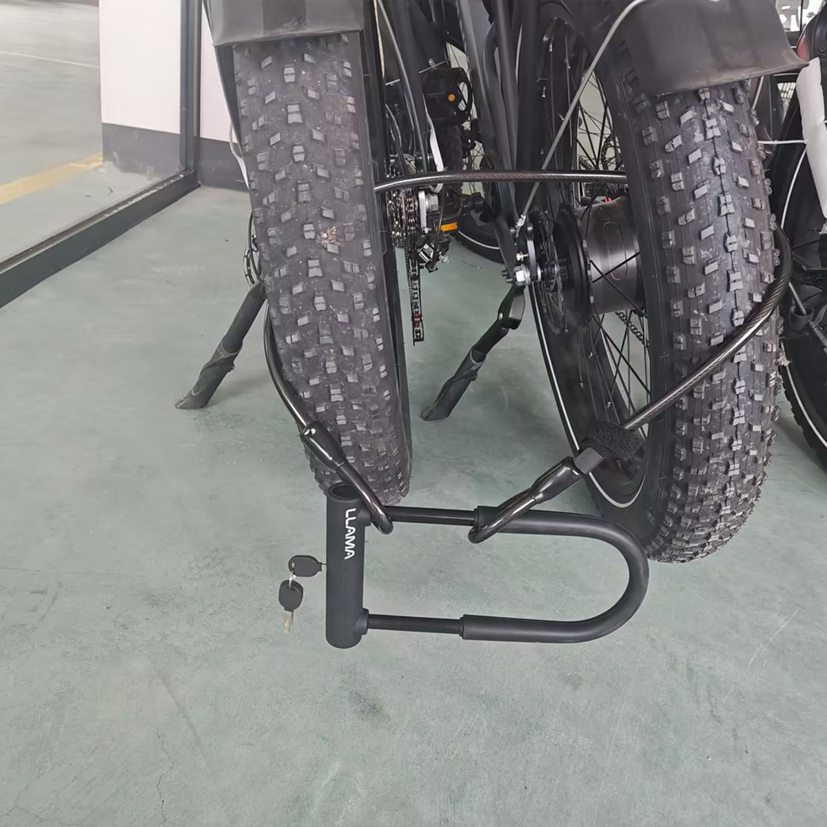 LLAMA EBIKE Heavy-Duty Portable Bike Lock Set