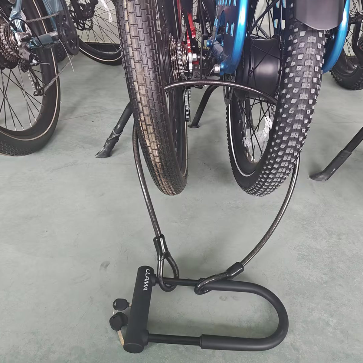 LLAMA EBIKE Heavy-Duty Portable Bike Lock Set